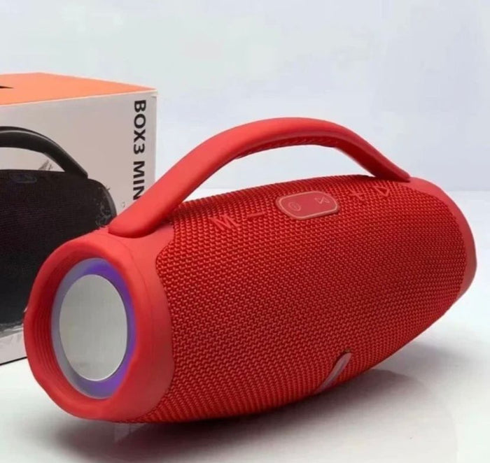 Portable Waterproof Bluetooth Subwoofer Speaker with Deep Bass for Outdoor Music